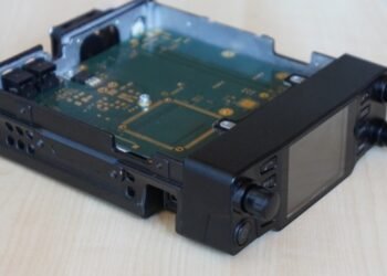 NEW RADIO, DMR, D-STAR, C4FM, System Fusion, mobile, radio, ham radio, amateur radio, VA3XPR, dual-band, multi-mode, FM, chassis